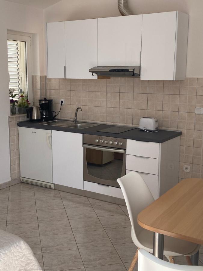Apartmani Leona Bibinje Eksteriør billede