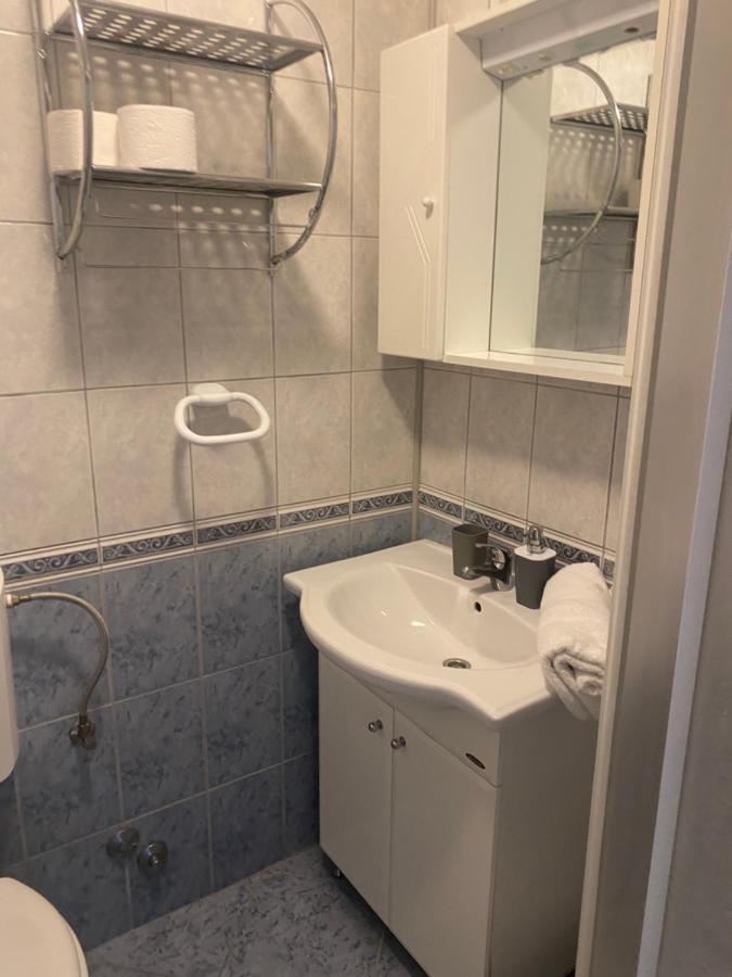 Apartmani Leona Bibinje Eksteriør billede